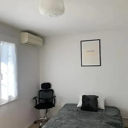 Maison 2 Chambre, Salon, 5 Couchage 57 Rue Du Drain 95480 *